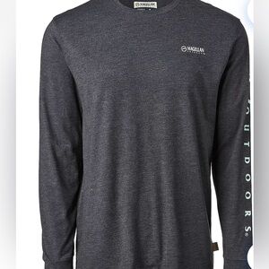 Magellan size XL long sleeve top. Outdoor grotto falls